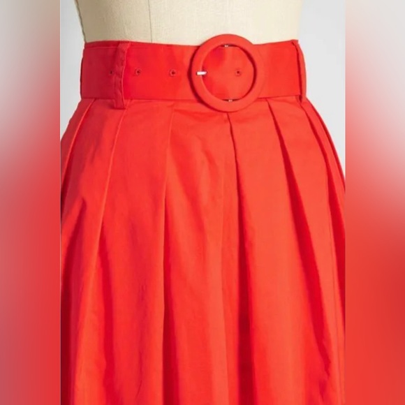 NWT ModCloth x Barbie pleated midi skirt - Picture 2 of 6